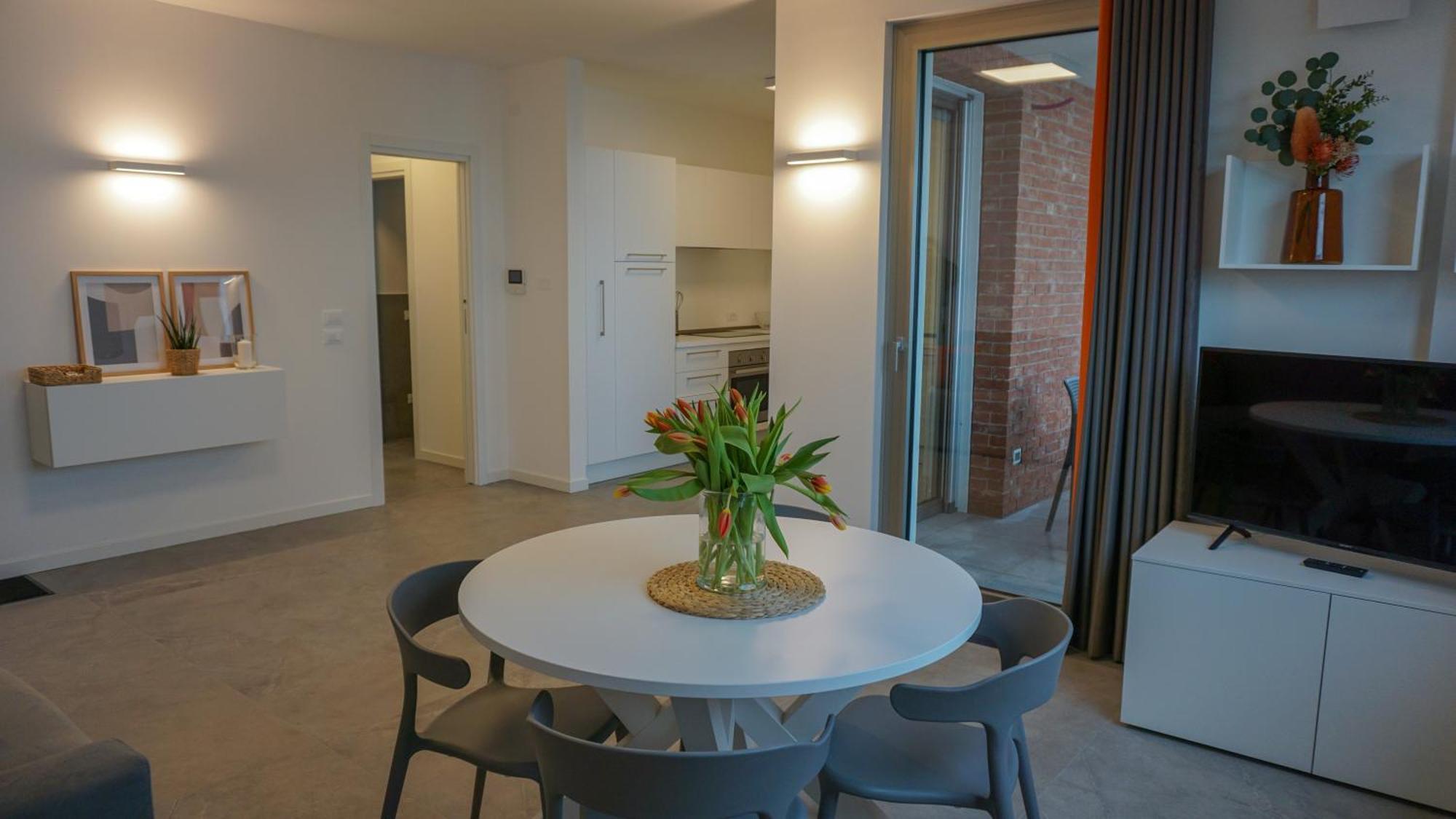 Sirmio Apartments - Darsena Stay シルミオーネ エクステリア 写真
